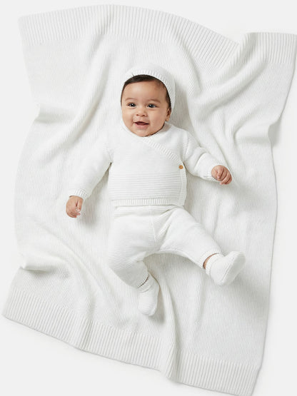 Baby 4-Piece Knitted Set + Blanket for Embroidery - White